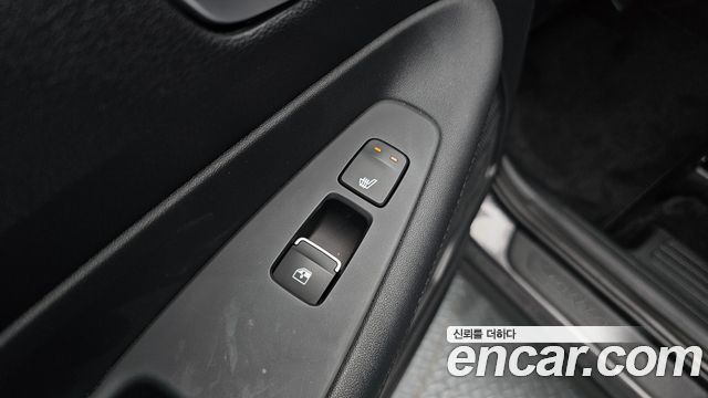 Hyundai Santa Fe Diesel 2.2 2WD Prestige 2021 — фото 18