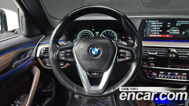 BMW 5 Series (G30) 530i M Sport Package Plus 2018 — фото 13