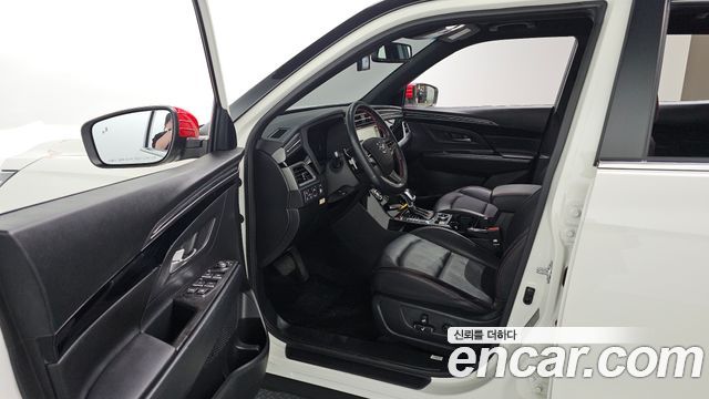 KG Mobility (SsangYong) Beautiful Korando Gasoline 1.5 2WD R-Plus 2022 — фото 10