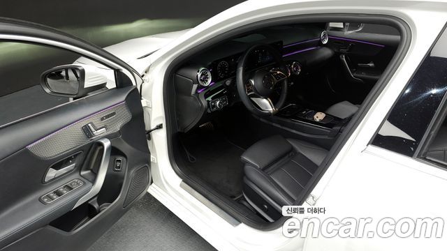 Mercedes-Benz A-Class (W177) A220 Sedan 2024 — фото 10