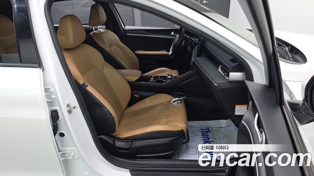 Kia K5 Hybrid (III) Prestige 2023 — фото 12