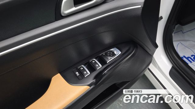 Kia K5 Hybrid (III) Prestige 2023 — фото 13