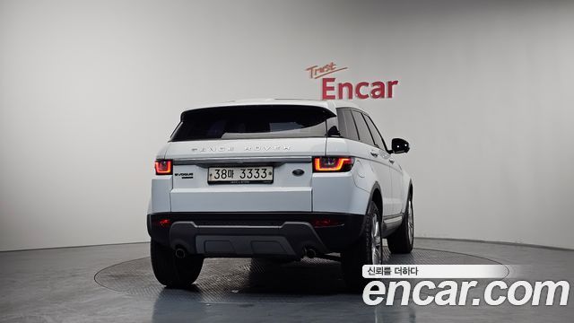 Land Rover Range Rover Evoque 2.0 TD4 HSE 2016 — фото 4