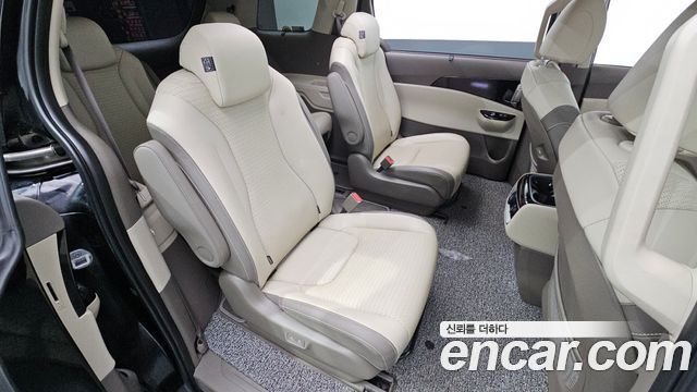 Kia Carnival (IV) Diesel 9-Seater Signature 2023 — фото 11