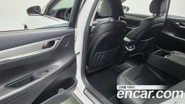 Hyundai Grandeur (IG) 3.0 LPi Rent Car Modern 2022 — фото 19