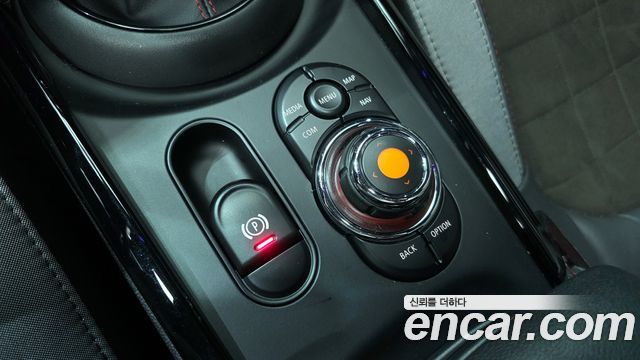 MINI Cooper S Clubman JCW 2nd Gen 2021 — фото 27