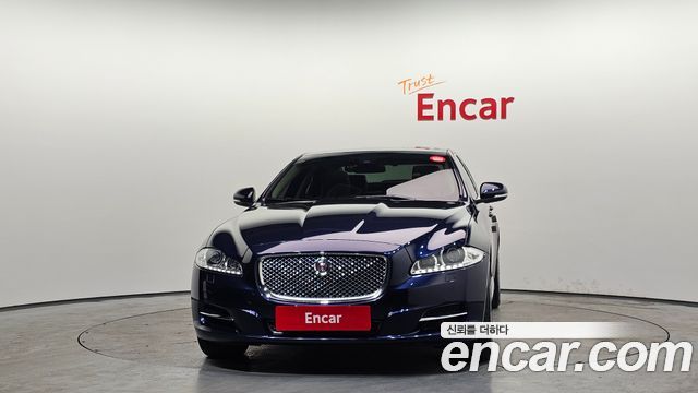 Jaguar XJ 3.0D Premium Luxury SWB X351 2015 — фото 3