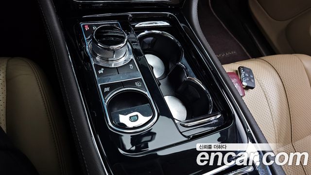 Jaguar XJ 3.0D Premium Luxury SWB X351 2015 — фото 9