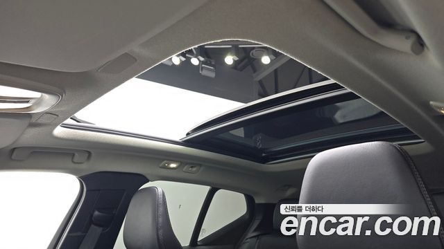 Volvo XC40 B4 Ultimate Bright 2023 — фото 21