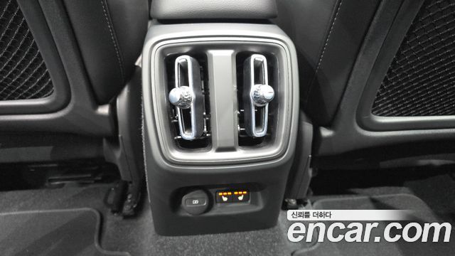 Volvo XC40 B4 Ultimate Bright 2023 — фото 23