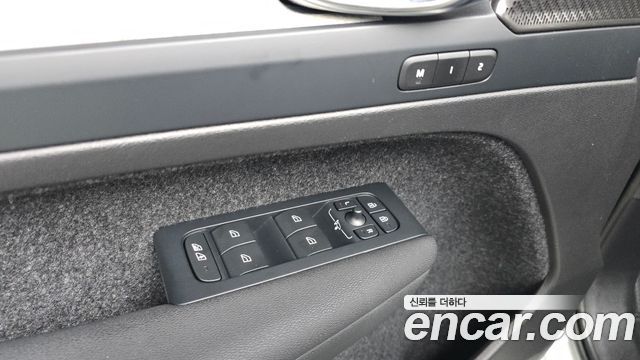Volvo XC40 B4 Ultimate Bright 2023 — фото 35