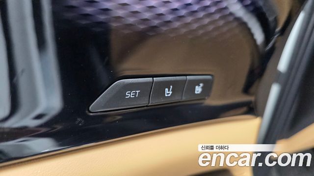 Kia Carnival (IV) Gasoline 7-Seater Signature 2021 — фото 17
