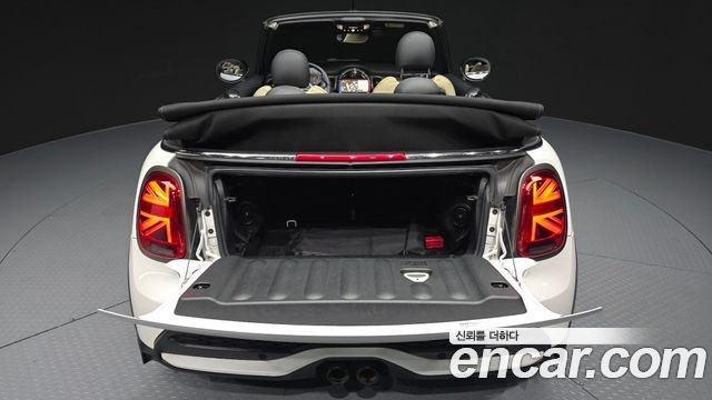 MINI Cooper S Convertible Resolute Edition 3rd Gen 2024 — фото 18