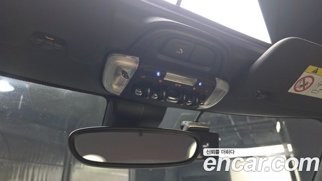 MINI Cooper S Convertible Resolute Edition 3rd Gen 2024 — фото 30
