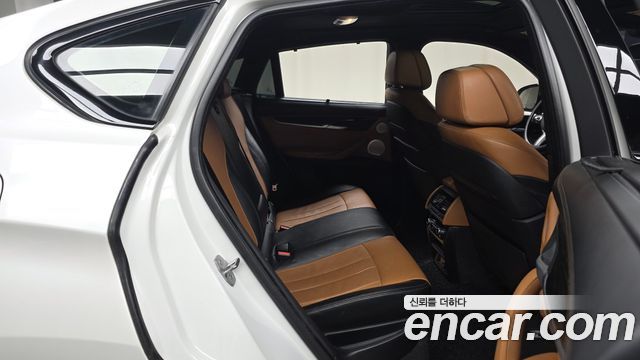 BMW X6 (F16) M50d 2015 — фото 26