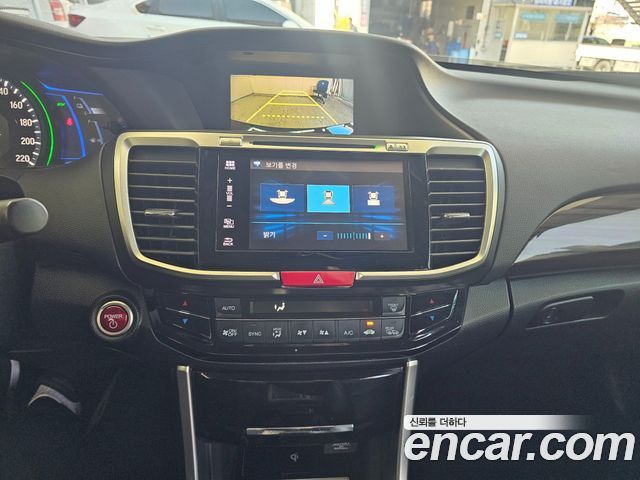 Honda Accord 2.0 Hybrid 9th 2017 — фото 8