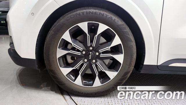Kia Carnival (IV) Diesel 7-Seater Signature 2023 — фото 5