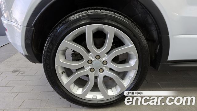 Land Rover Range Rover Evoque 2.0 TD4 HSE Dynamic 2016 — фото 5