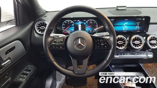 Mercedes-Benz GLB-Class (X247) GLB200 d 2021 — фото 12
