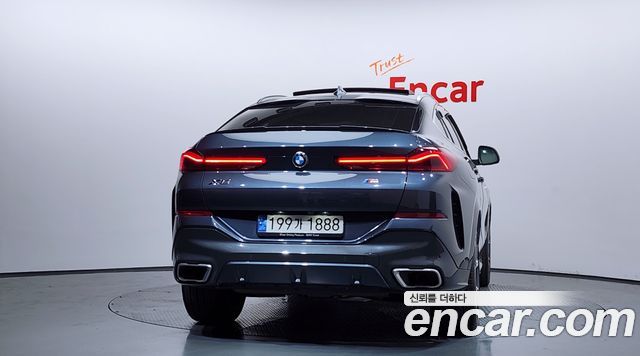 BMW X6 (G06) xDrive40i M Sport 2022 — фото 4