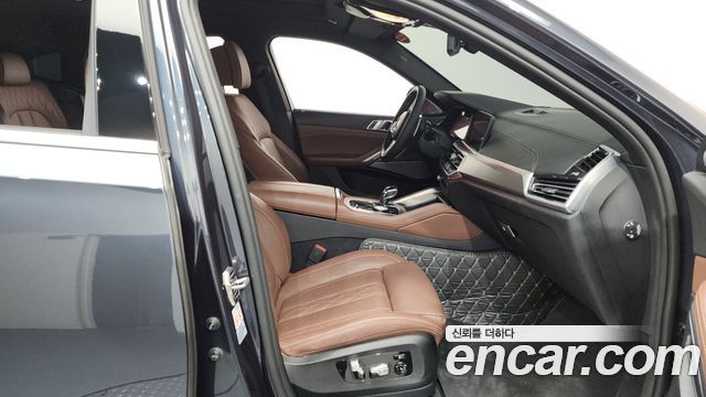 BMW X6 (G06) xDrive40i M Sport 2022 — фото 15