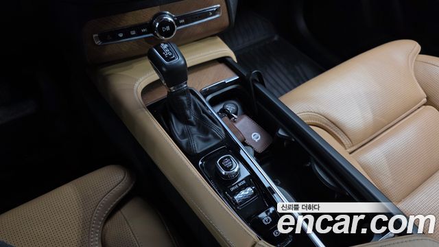 Volvo XC90 (II) D5 Inscription 2019 — фото 9