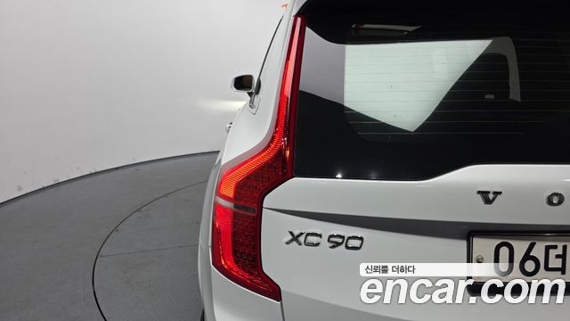 Volvo XC90 (II) D5 Inscription 2019 — фото 28