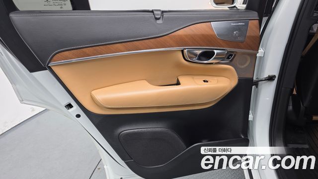 Volvo XC90 (II) D5 Inscription 2019 — фото 30