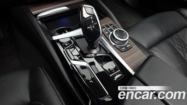 BMW 5 Series (G30) 530i xDrive Luxury 2022 — фото 9
