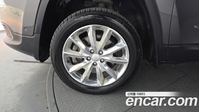Jeep Cherokee (KL) 2.2 Diesel Limited 4WD 2017 — фото 5