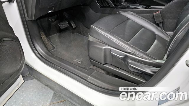 Chevrolet Trailblazer 1.3 Turbo 2WD LT 2021 — фото 17