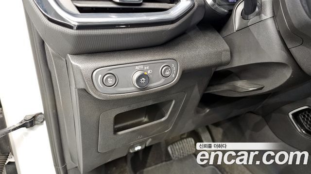 Chevrolet Trailblazer 1.3 Turbo 2WD LT 2021 — фото 19
