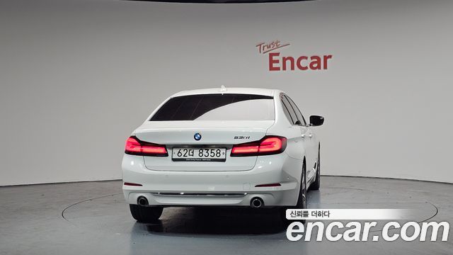 BMW 5 Series (G30) 520i Luxury 2018 — фото 4