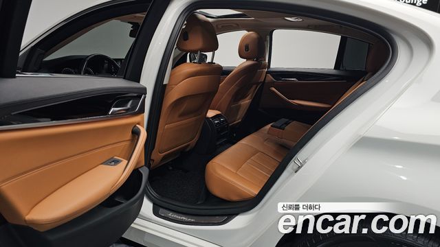 BMW 5 Series (G30) 520i Luxury 2018 — фото 11