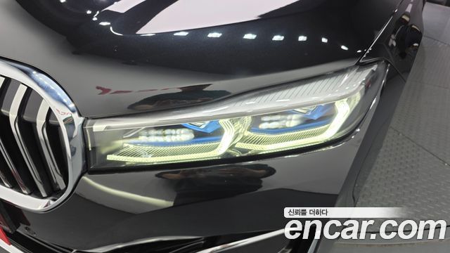 BMW 7 Series (G11) 740Li xDrive Design Pure Excellence 2022 — фото 22