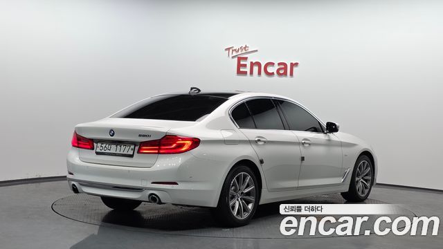 BMW 5 Series (G30) 520i Luxury 2018 — фото 2
