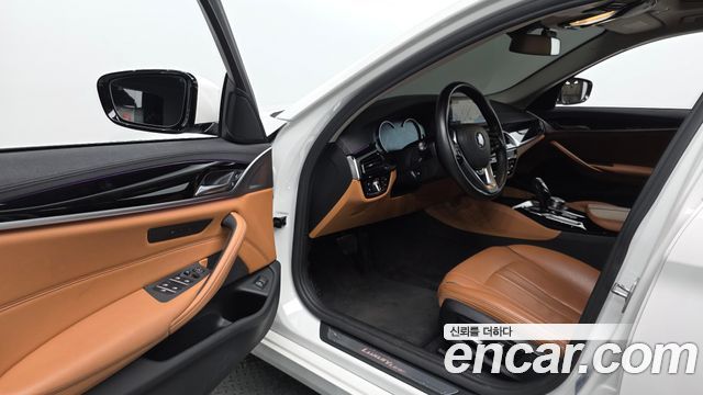 BMW 5 Series (G30) 520i Luxury 2018 — фото 10