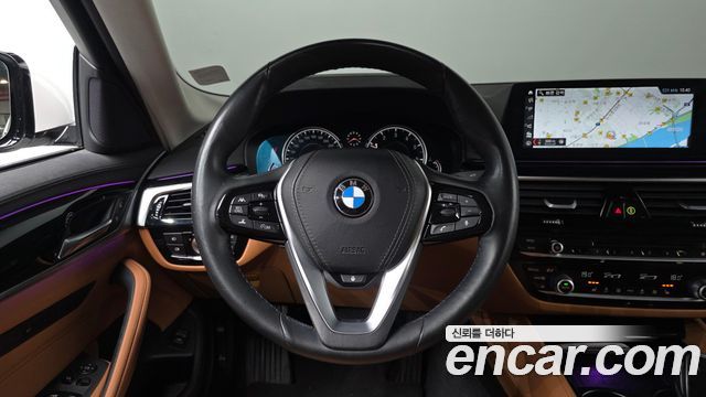 BMW 5 Series (G30) 520i Luxury 2018 — фото 16