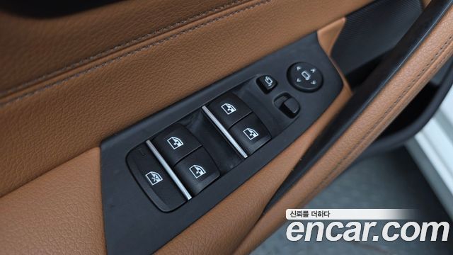 BMW 5 Series (G30) 520i Luxury 2018 — фото 33