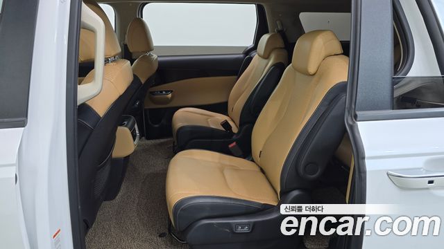 Kia Carnival (IV) Diesel 9-Seater Prestige 2023 — фото 12