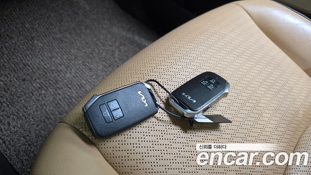 Kia Carnival (IV) Diesel 9-Seater Prestige 2023 — фото 30