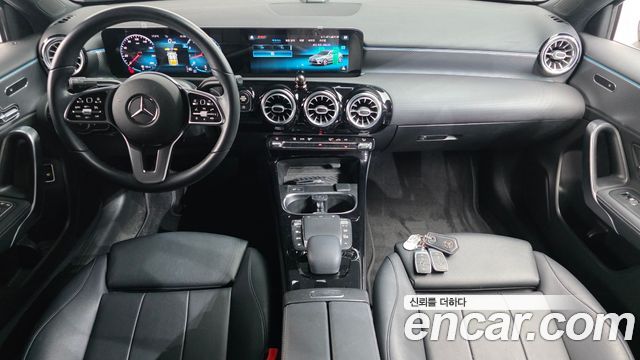 Mercedes-Benz A-Class (W177) A220 Sedan 2021 — фото 7