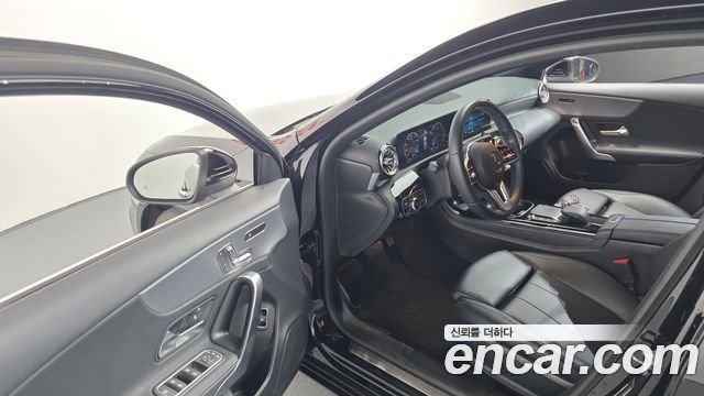 Mercedes-Benz A-Class (W177) A220 Sedan 2021 — фото 15
