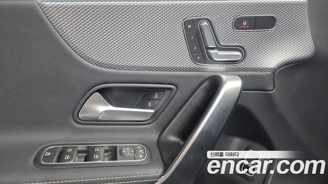 Mercedes-Benz A-Class (W177) A220 Sedan 2021 — фото 16
