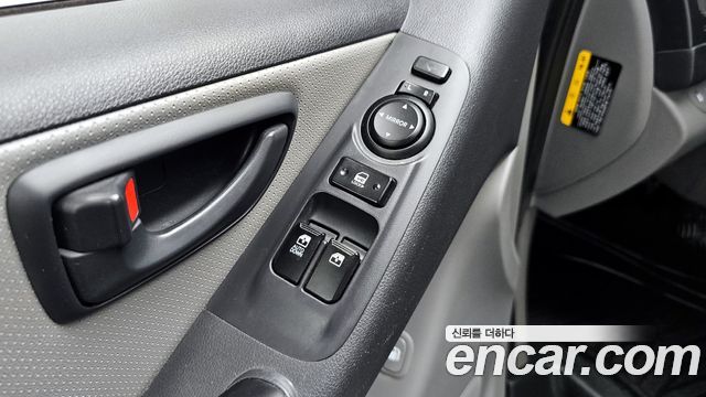Hyundai Grand Starex Van 3-Seater Style 2021 — фото 16