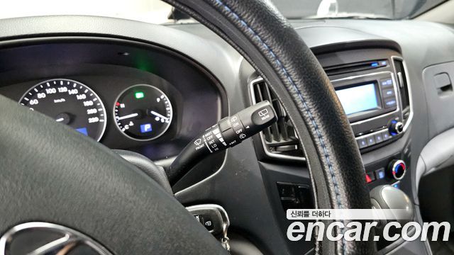 Hyundai Grand Starex Van 3-Seater Style 2021 — фото 18