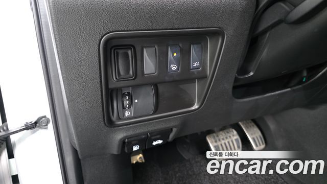 Renault Korea QM6 2.0 LPe LE 2WD 2020 — фото 13