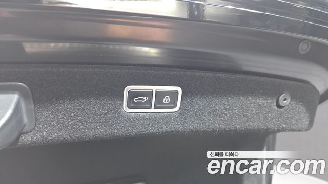 Genesis G90 (RS4) Gasoline 3.5 Turbo AWD 2023 — фото 37