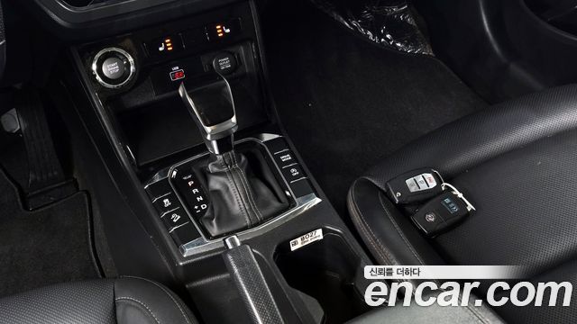 KG Mobility (SsangYong) Beautiful Korando Gasoline 1.5 2WD C5 2022 — фото 9