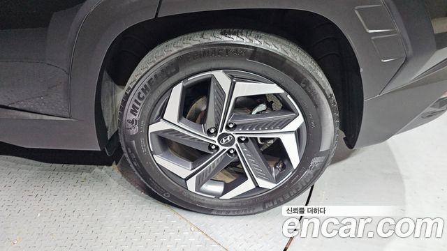 Hyundai Tucson (NX4) Gasoline 1.6 Turbo 2WD Inspiration 2022 — фото 21